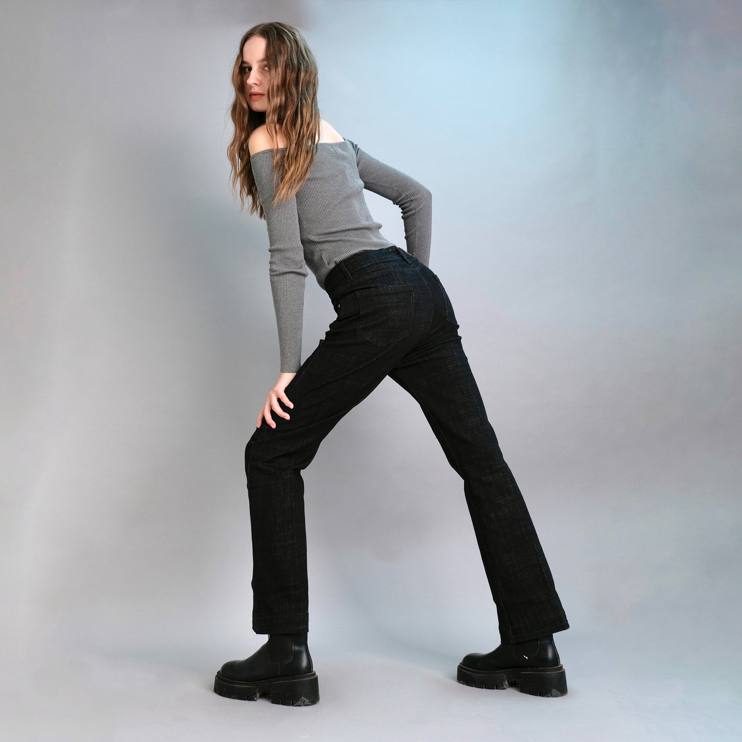 WOMEN'S FORMAL FLARE JEANS